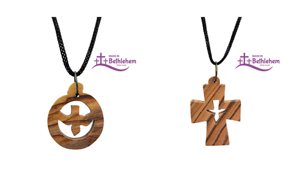 Olivenholz-Anhänger mit Taube als Zeichen des Heiligen Geistes und Kreuzkette mit Taube