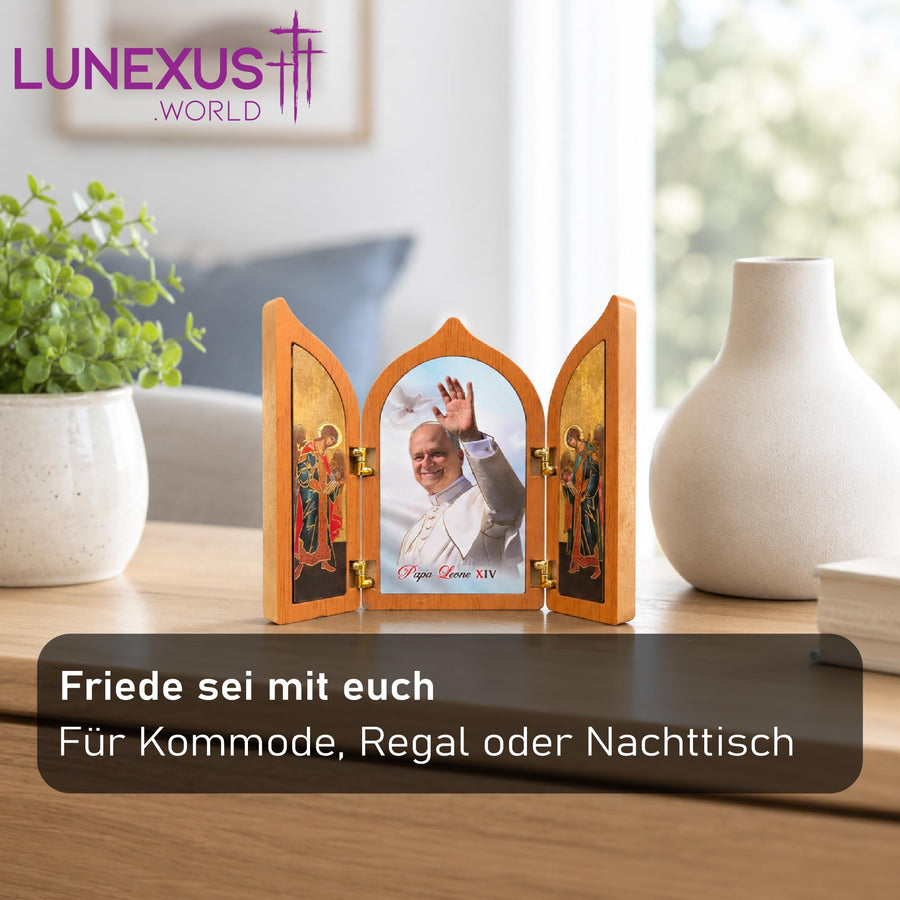 Papst Leo XIV. Triptychon Holzaufsteller 12×10 cm, braun-weiß mit goldfarbenen Scharnieren, gesegnet – Bild 4