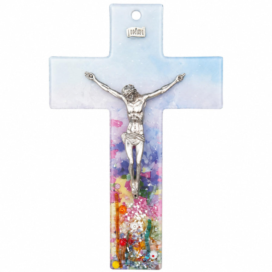 Glaskreuz 26 cm mit silbernem Korpus, INRI-Plakette und Farbverlauf hellblau-weiß, gesegnet