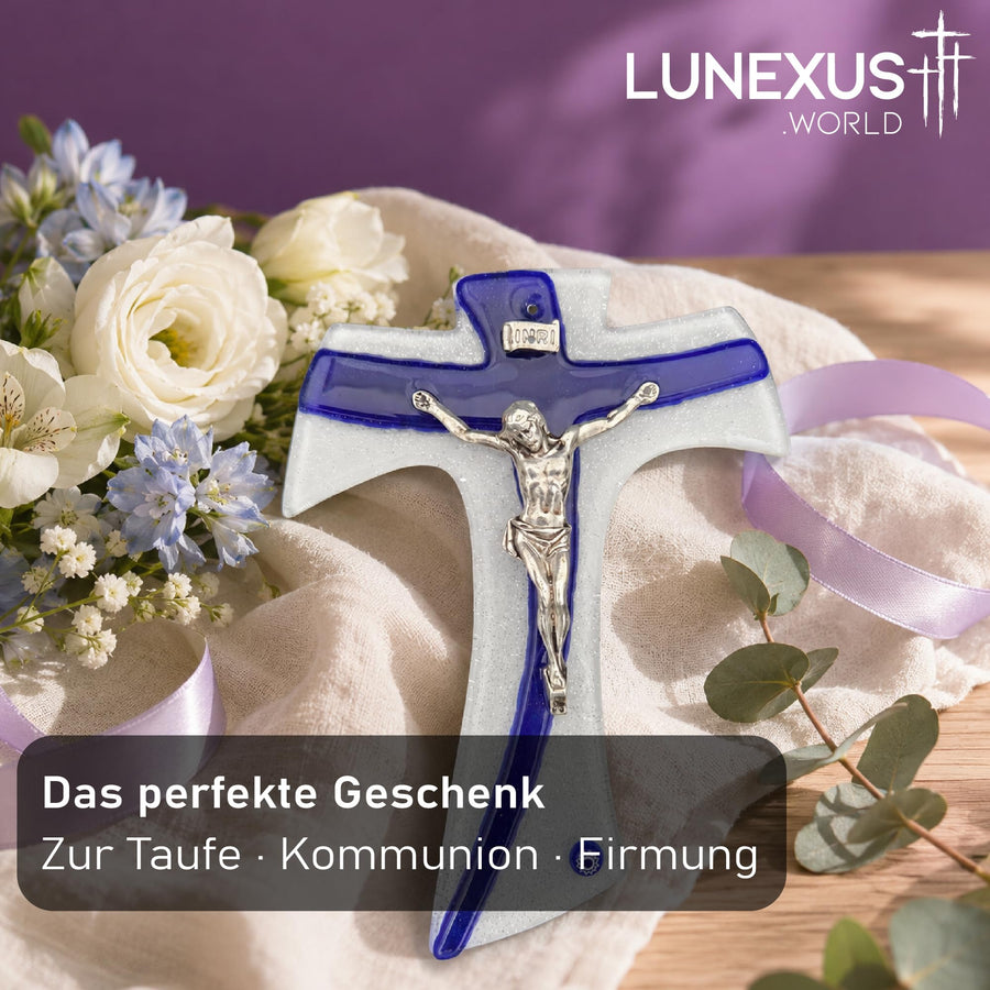 Glaskreuz 16 × 12 cm in Weiß und Blau mit Jesus-Korpus und INRI-Tafel, gesegnet – Bild 6