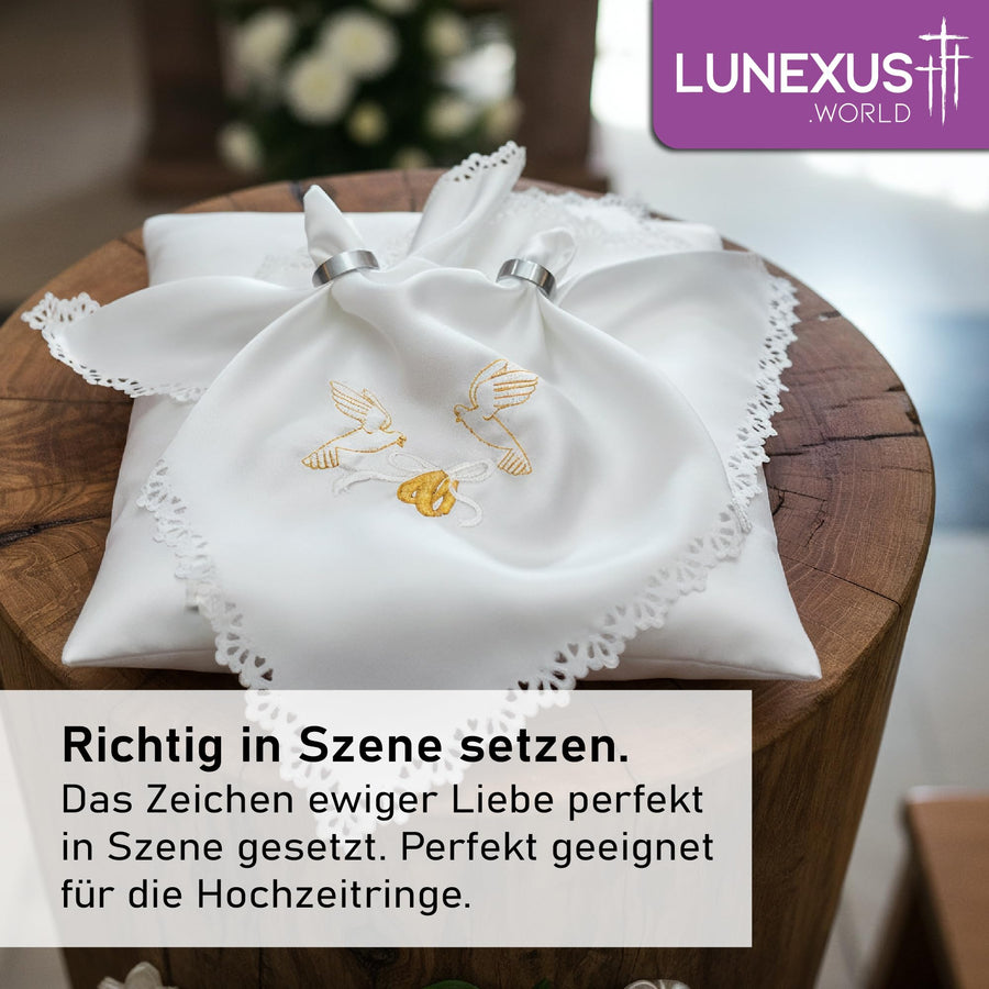 Mouchoir de mariage blanc bénit 35 × 35 cm avec broderie dorée de deux colombes et d'alliances – image 3