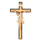 Kreuz mit Christus – handgeschnitzt in Südtirol