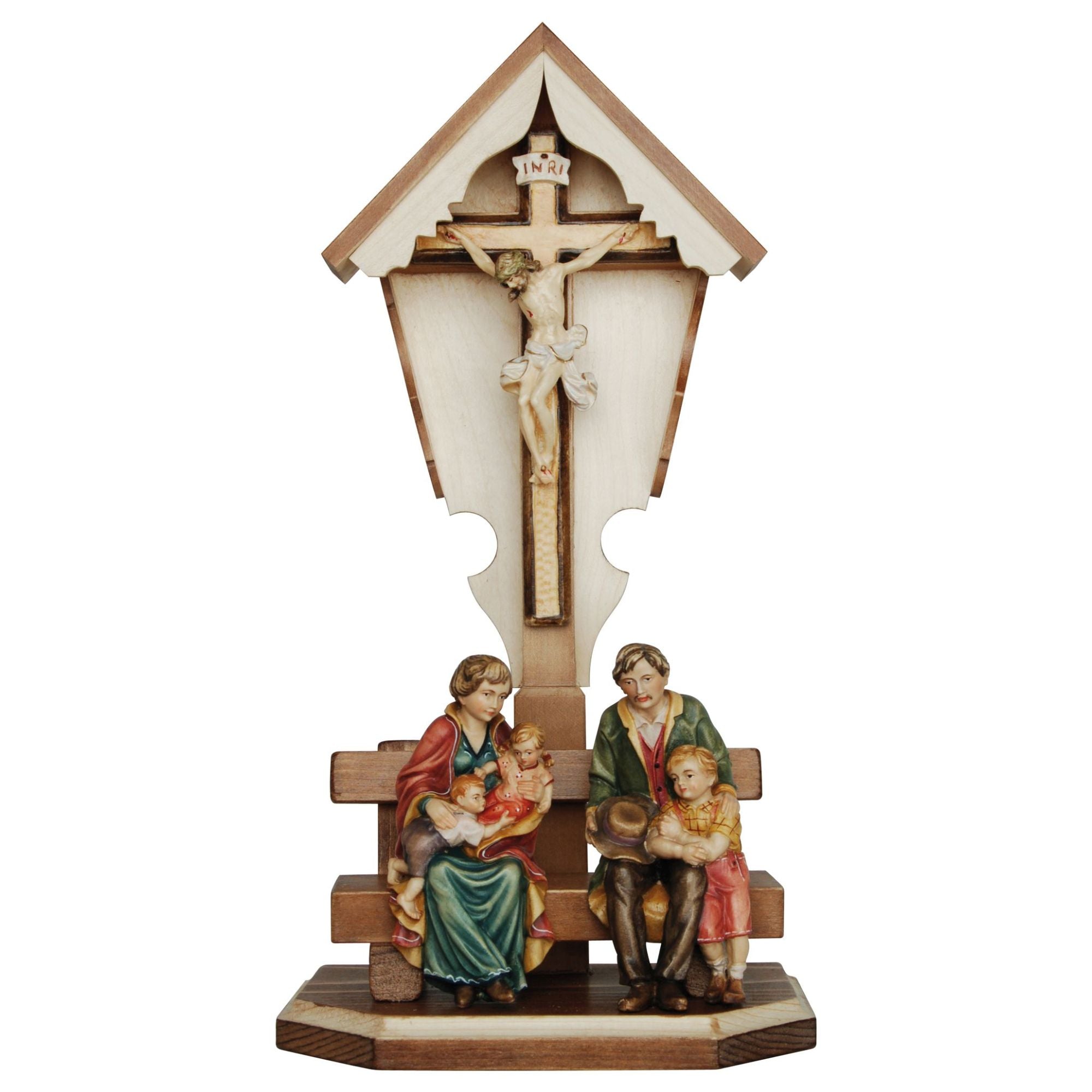 Familie am Feldkreuz – handgeschnitzt in Südtirol