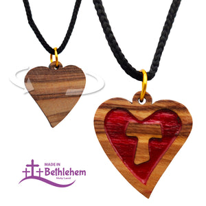 Olivenholz Halskette Herz mit Tau-Kreuz – handgefertigt in Bethlehem