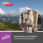 Beschützerin in der Gefahr – moderne Madonna aus Holz, handgeschnitzt in Südtirol