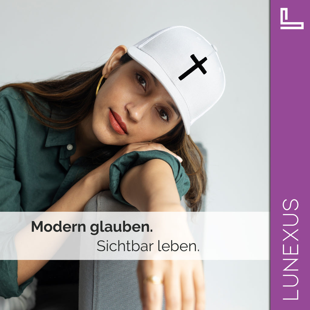 Kreuz-Cap mit 3D-Stick – Snapback verstellbar - LUNEXUS