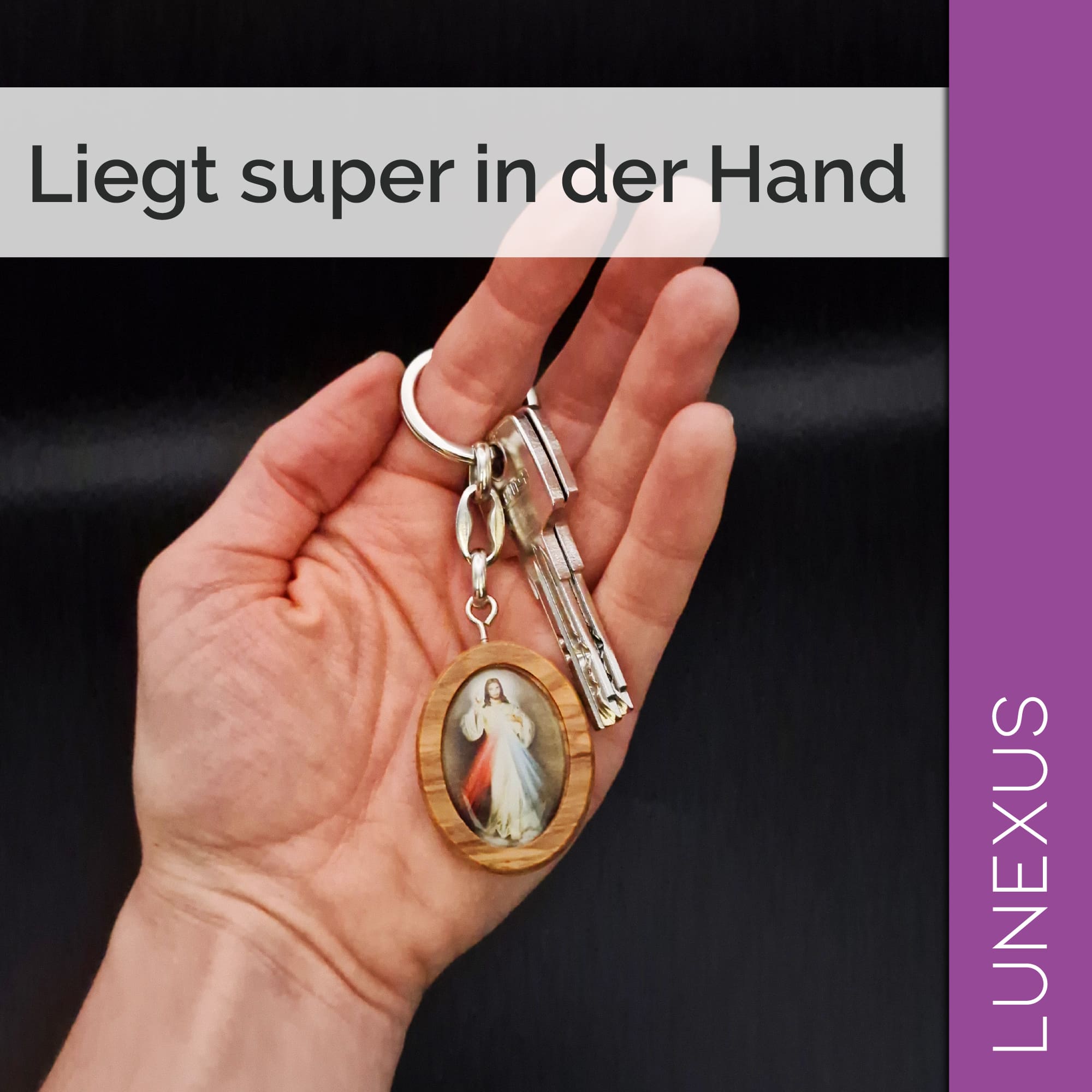 Schlüsselanhänger Barmherziger Jesus, Olivenholz - LUNEXUS