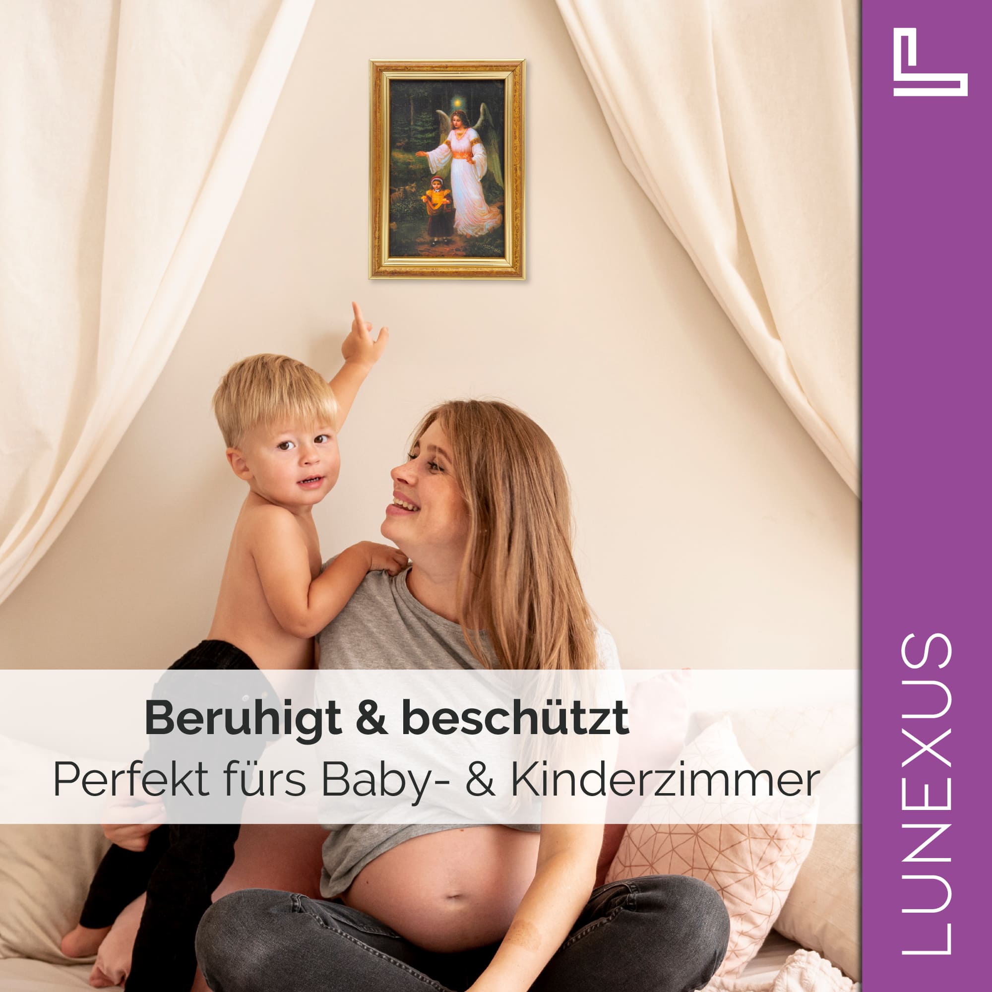 Schutzengelbild 12×17 cm – Motiv „Engel begleitet Kind durch dunklen Wald“ - LUNEXUS