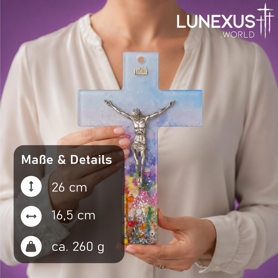 Croce in vetro 26×16,5 cm con corpo di Cristo, INRI e sfumatura di colore – benedetta – vista 2