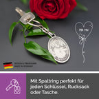 Schlüsselanhänger Hl Valentin am Schlüsselbund mit Rose als romantisches Valentinstag Geschenk für Paare