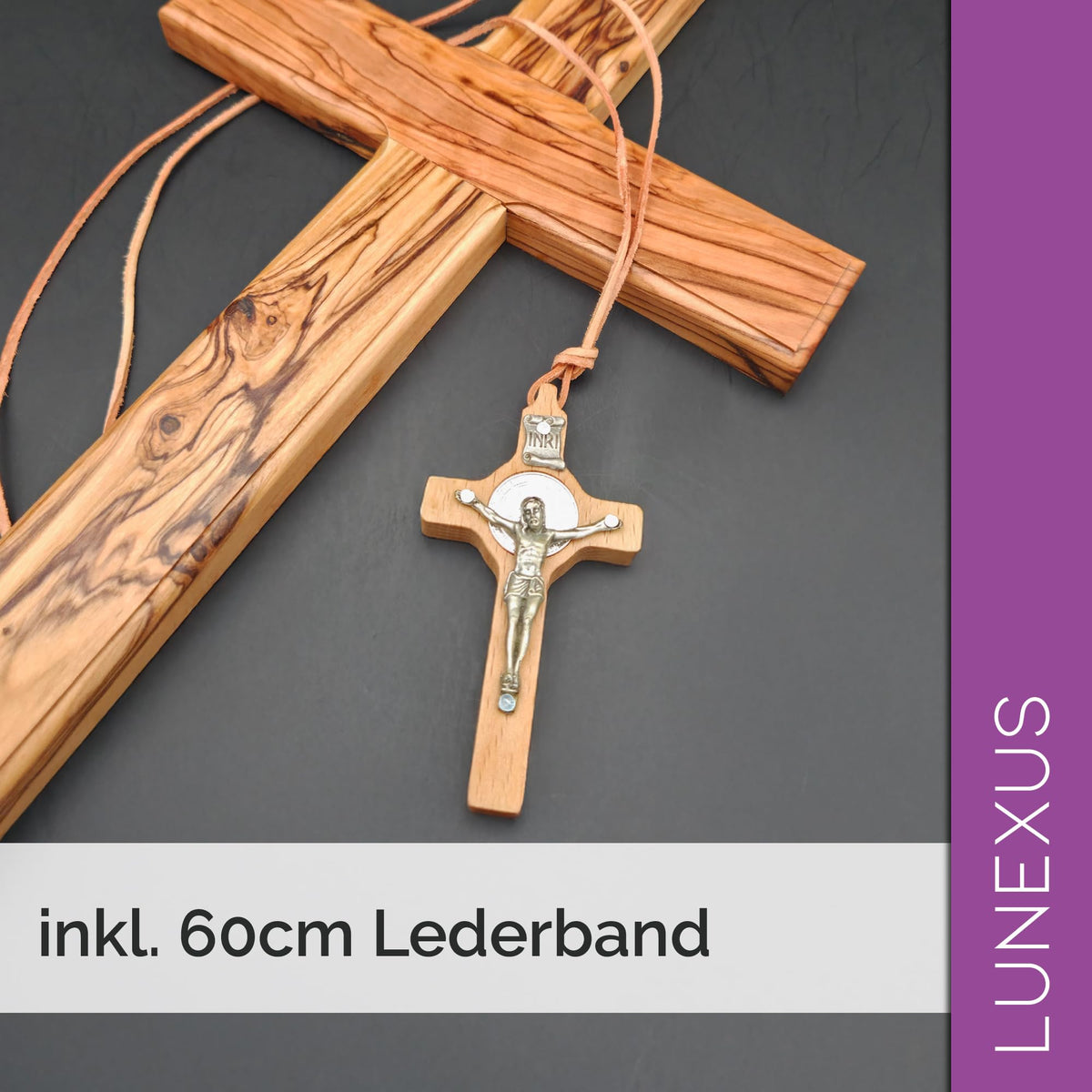 Colgante de cruz de madera con corpus y medalla de San Benito, cordón de cuero y bolsa – vista 5