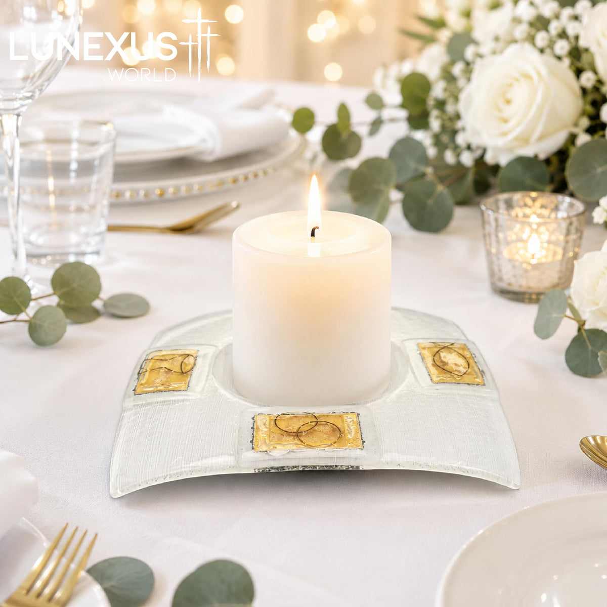 Plato para velas de vidrio blanco satinado 14×14 cm – paloma, cáliz, pez, anillos – vista 3