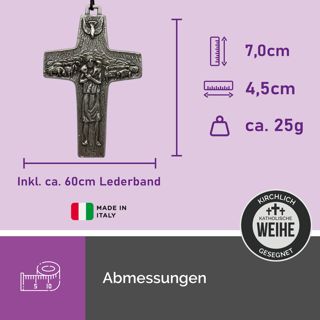 Silberfarbener Kreuzanhänger mit Hirtenmotiv und Taube, dargestellt mit Maßangaben 7×4,5 cm