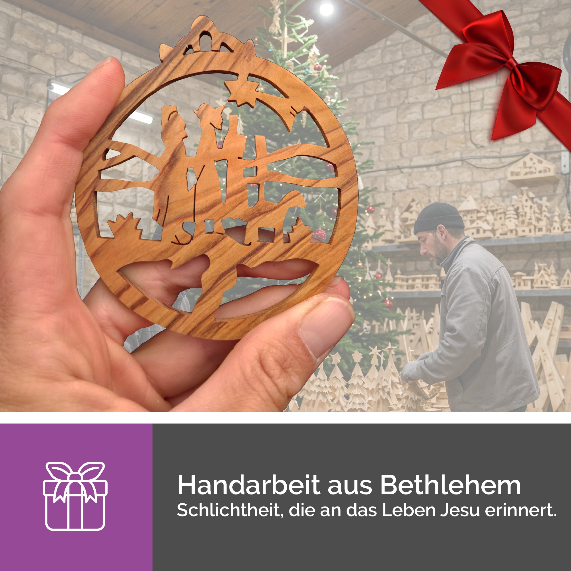 Handwerkliche Fertigung des Olivenholzanhängers Flucht nach Ägypten in Bethlehem traditionelle Holzschnitzkunst mit Segnung