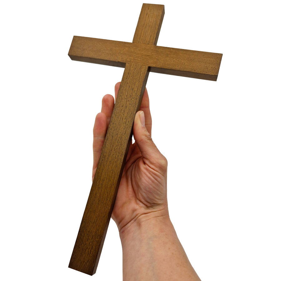 Croix murale en hêtre faite à la main, bénite, avec certificat