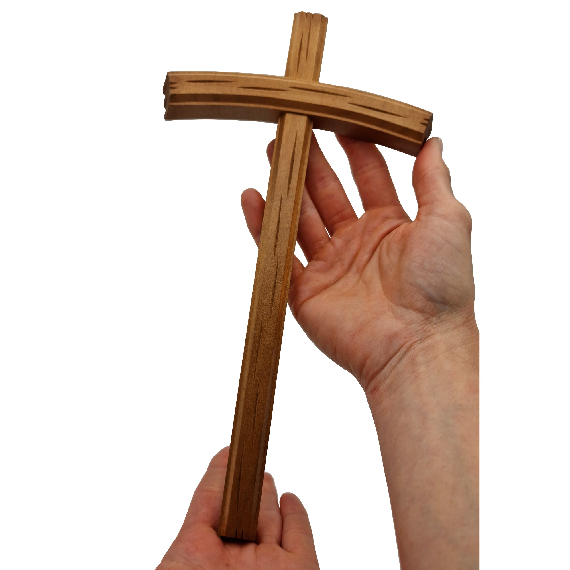 Wandkreuz aus dunklem Lindenholz gesegnet handgefertigt Deutschland